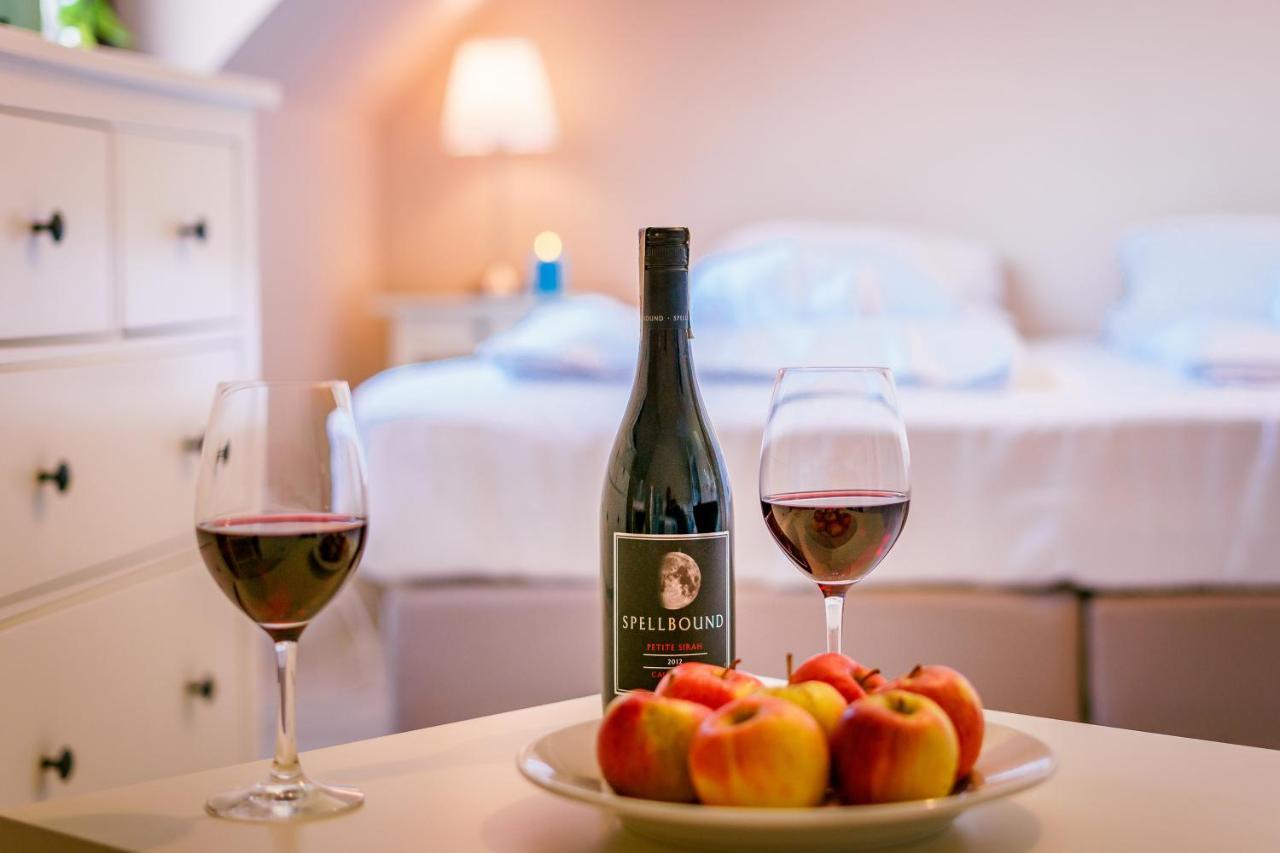 Stare Sady Chillout Rooms "Pod Jabloniami" Mikołajki Εξωτερικό φωτογραφία