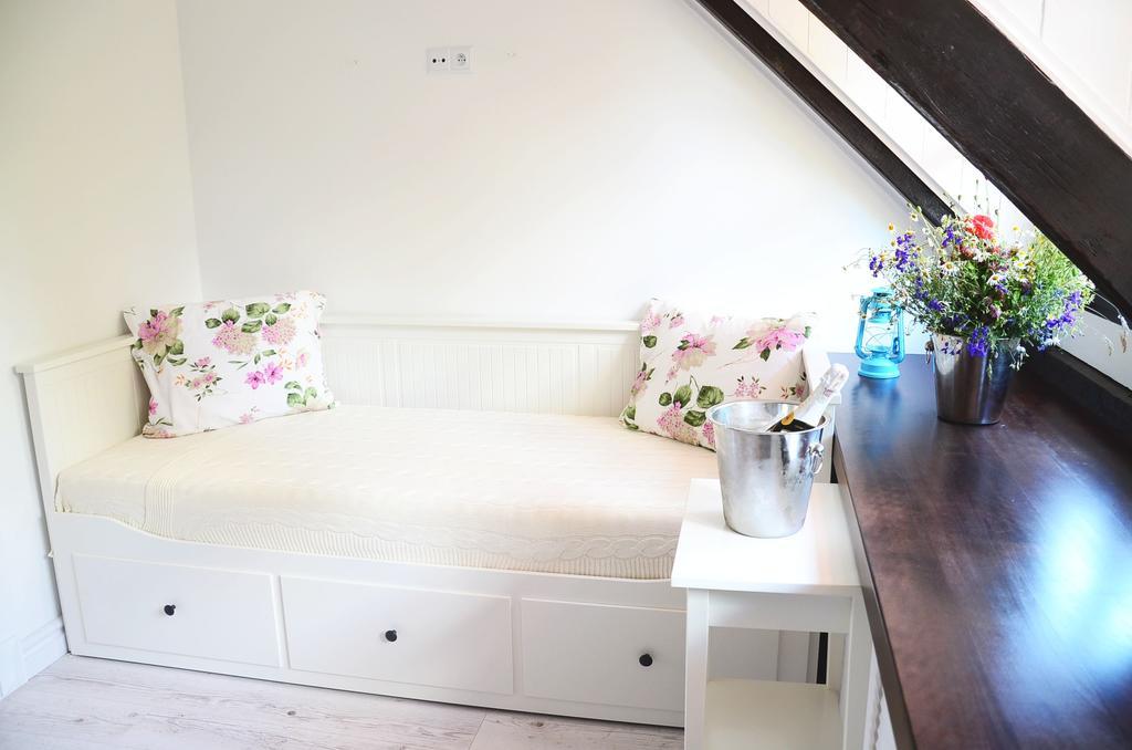Stare Sady Chillout Rooms "Pod Jabloniami" Mikołajki Δωμάτιο φωτογραφία